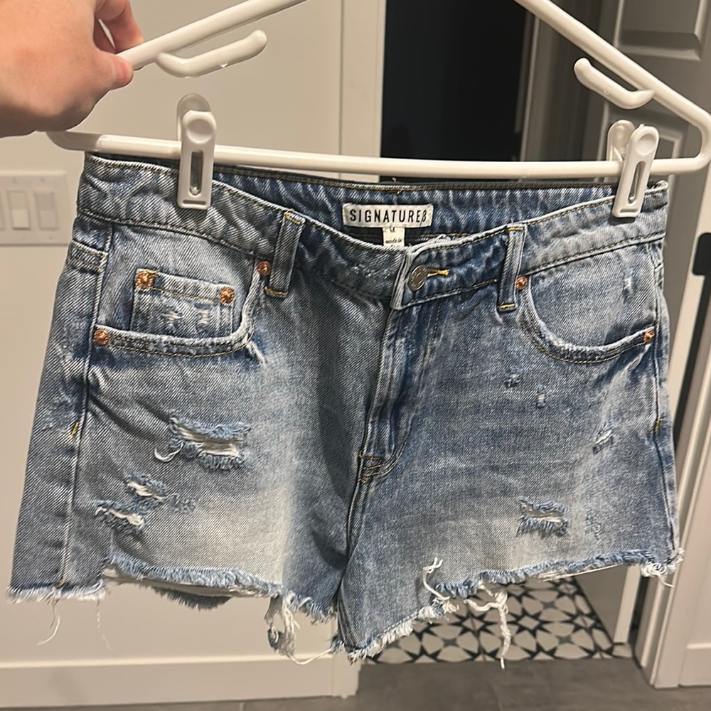 Signature Women's Blue Denim Shorts